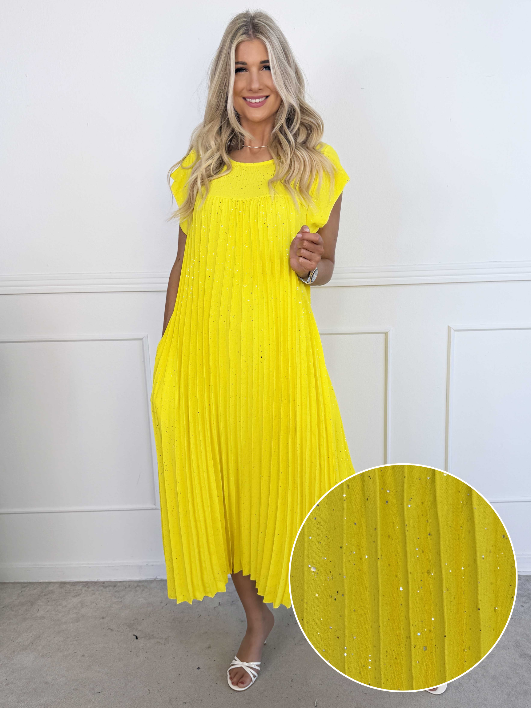 Nancy Glitter - Lång klänning med veck och fickor