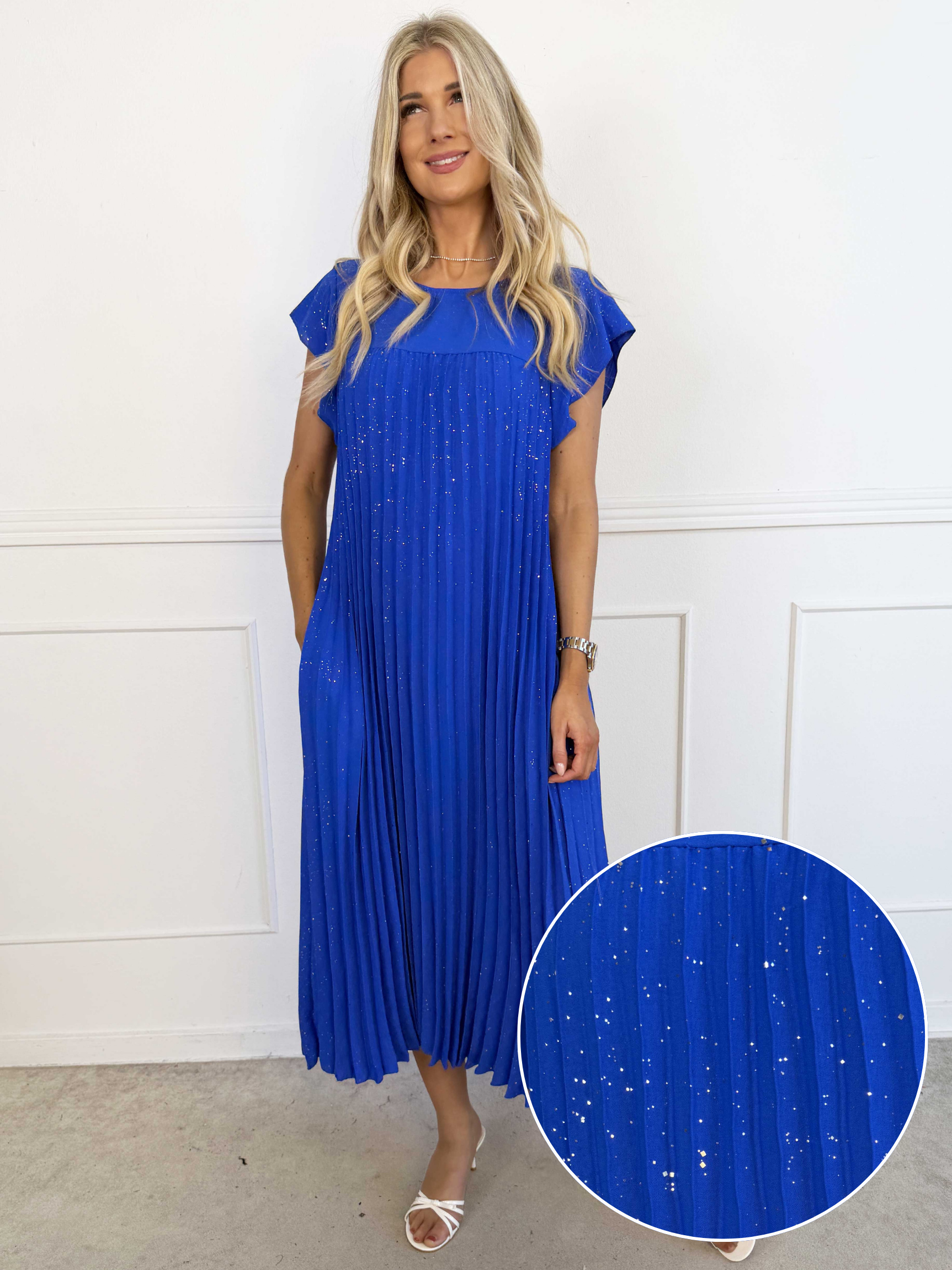 Nancy Glitter - Lång klänning med veck och fickor