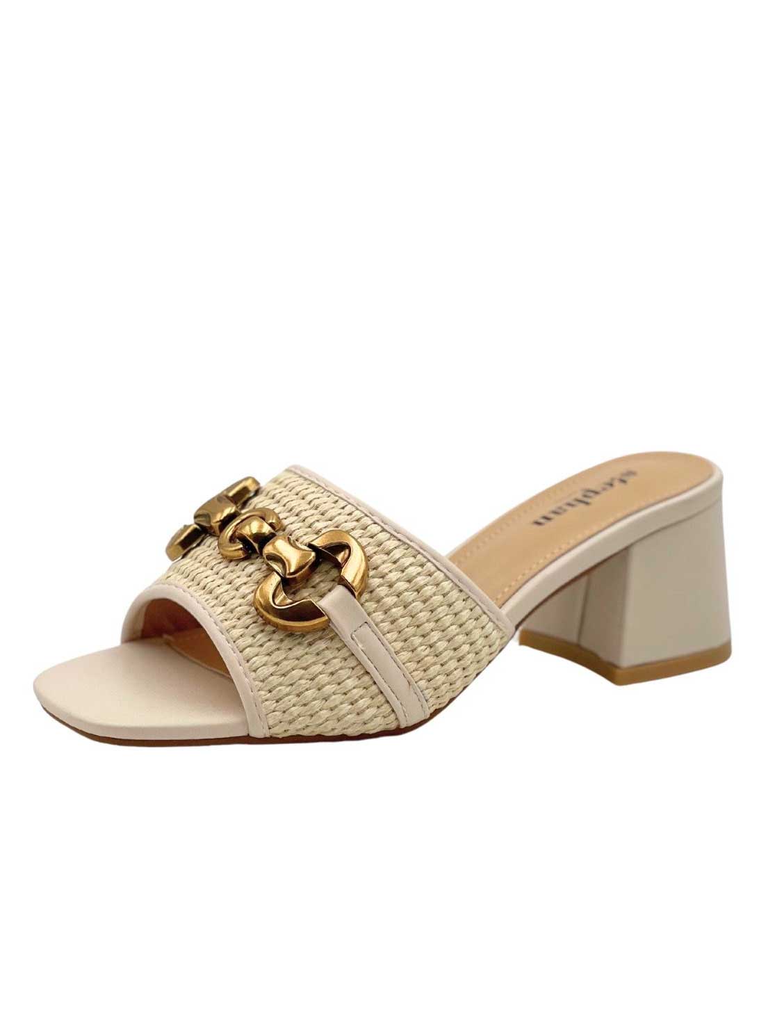 Lida - Söta sandaler med spänne och liten klack