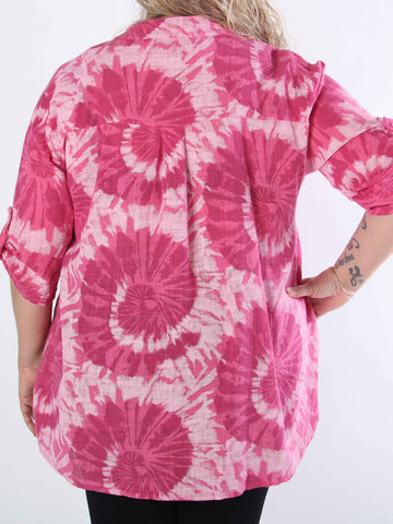 Akella - Mönstrad plus size skjorta i ljust bomullstyg