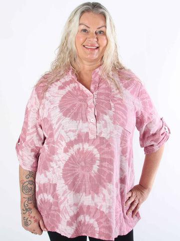 Akella - Mönstrad plus size skjorta i ljust bomullstyg