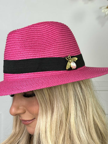 Amelia - Hatt med svart band och guldbi