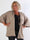 Annah Cardigan - Mjuk plus size kofta med tydliga sömmar och fickor