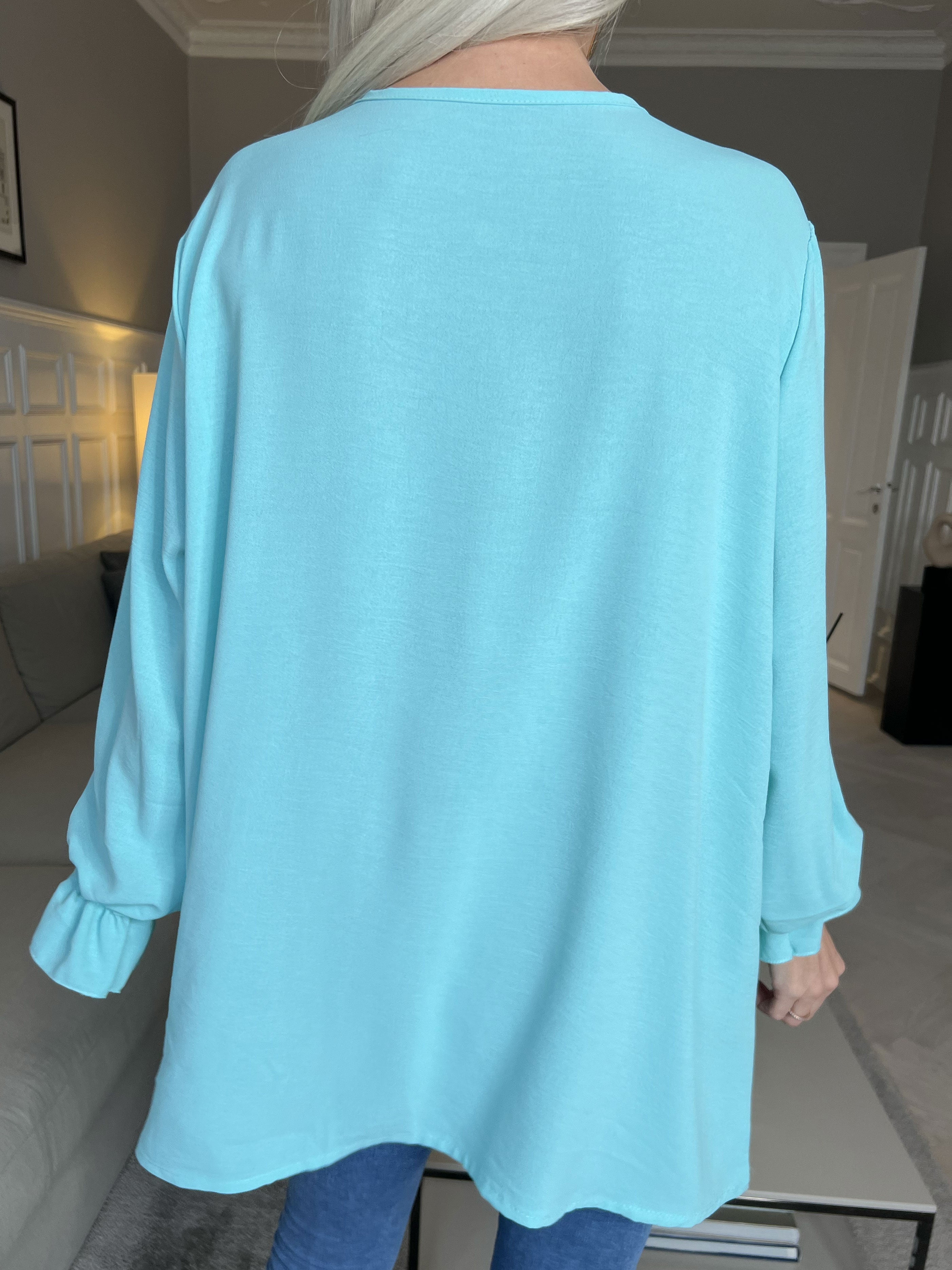 Ava - Söt tunika med volanger