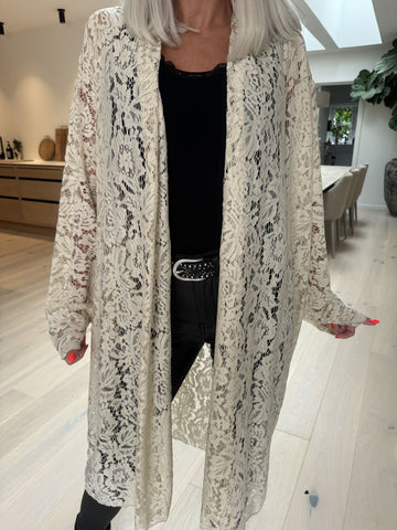 Cece - Cardigan i mjuk spets med stretch
