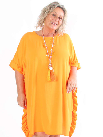 Cille - Plus size-tunika med volanger i sidorna