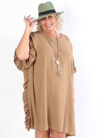 Cille - Plus size-tunika med volanger i sidorna