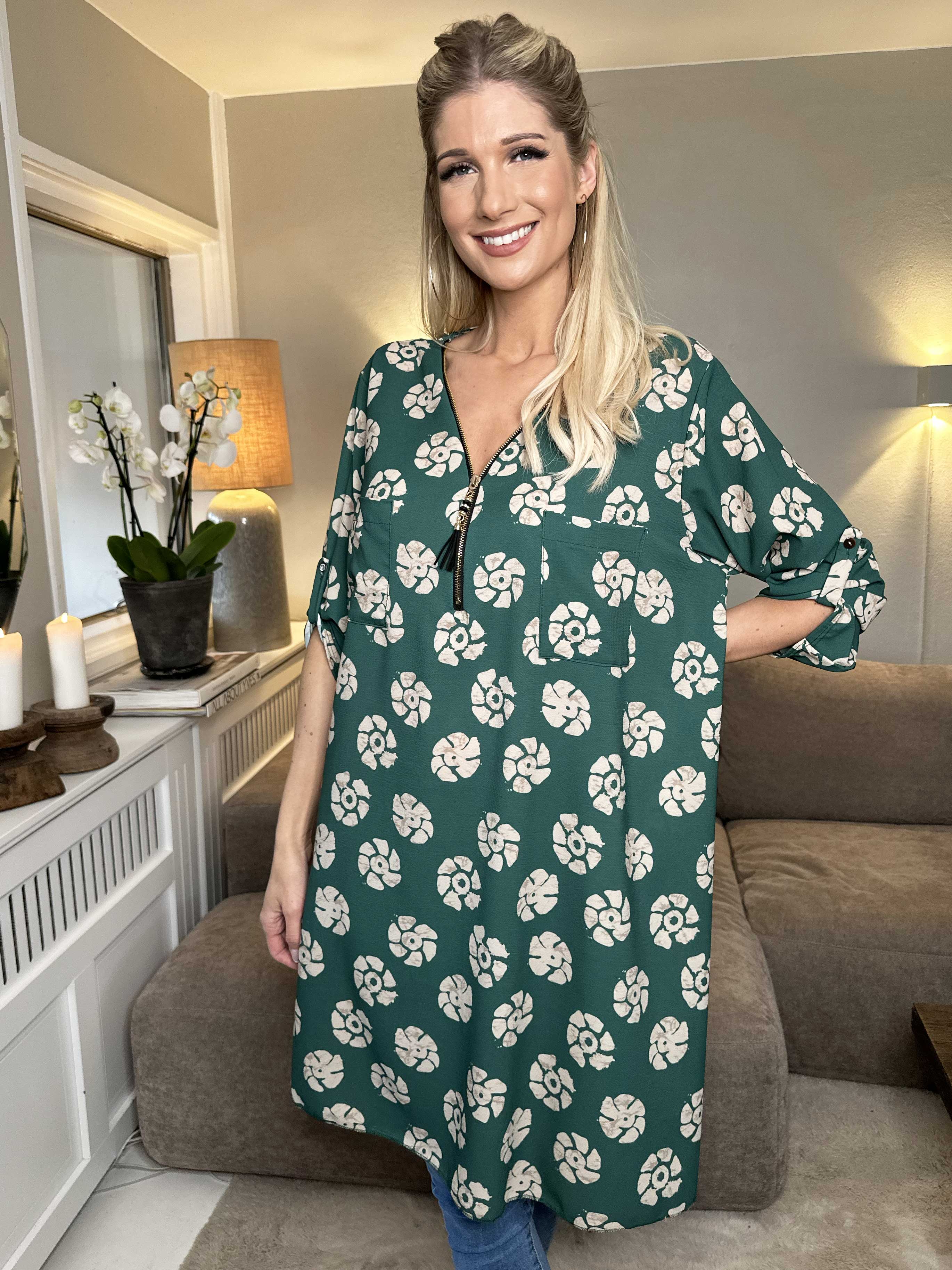 Claudia Print Dress - Tunikaklänning med tryck och dragkedja