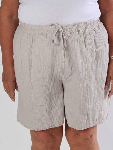 Delia - Mjuka plus size shorts i bomull