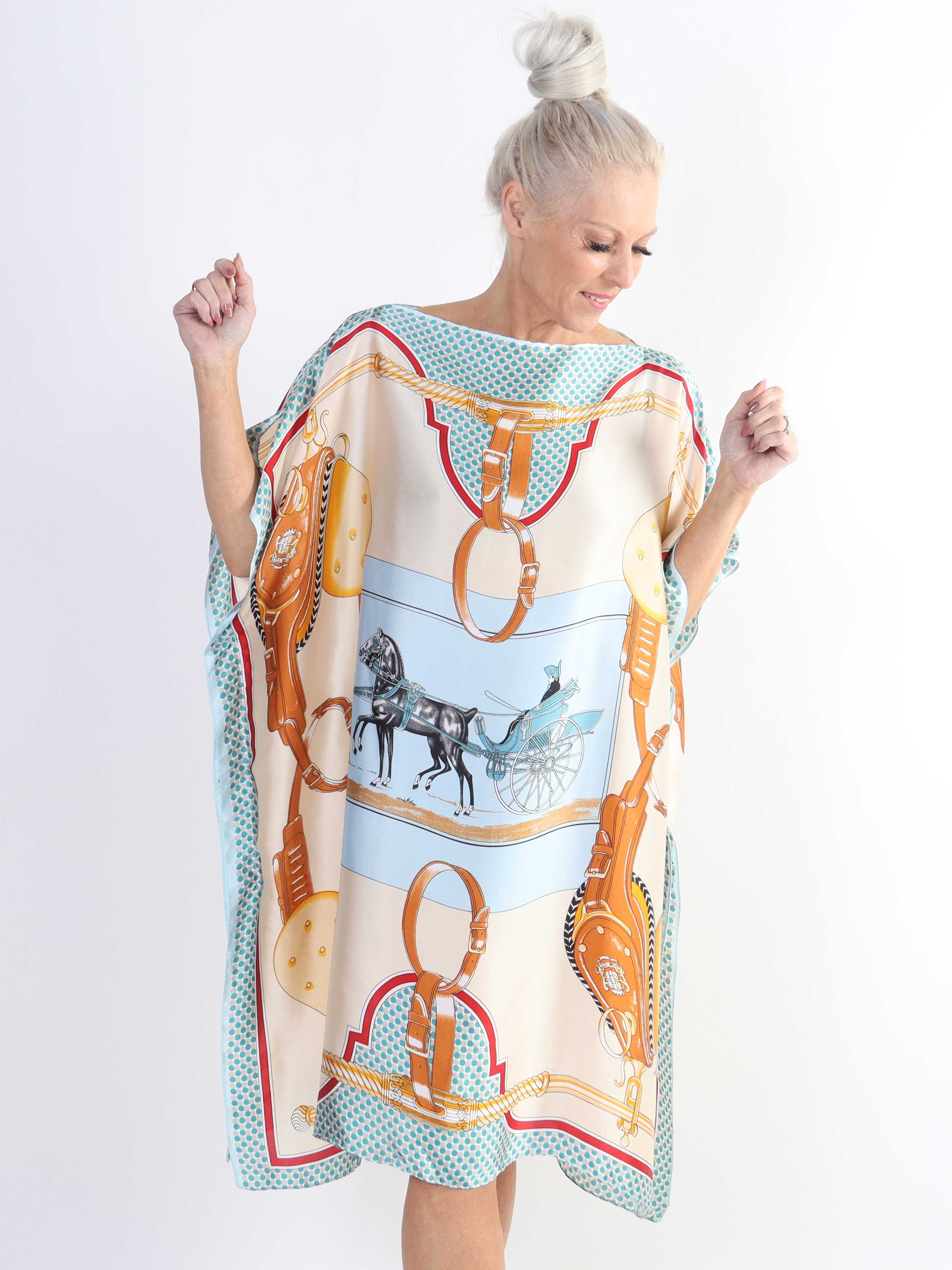 Emily - Lätt och luftig plus size-tunika i viskos och siden