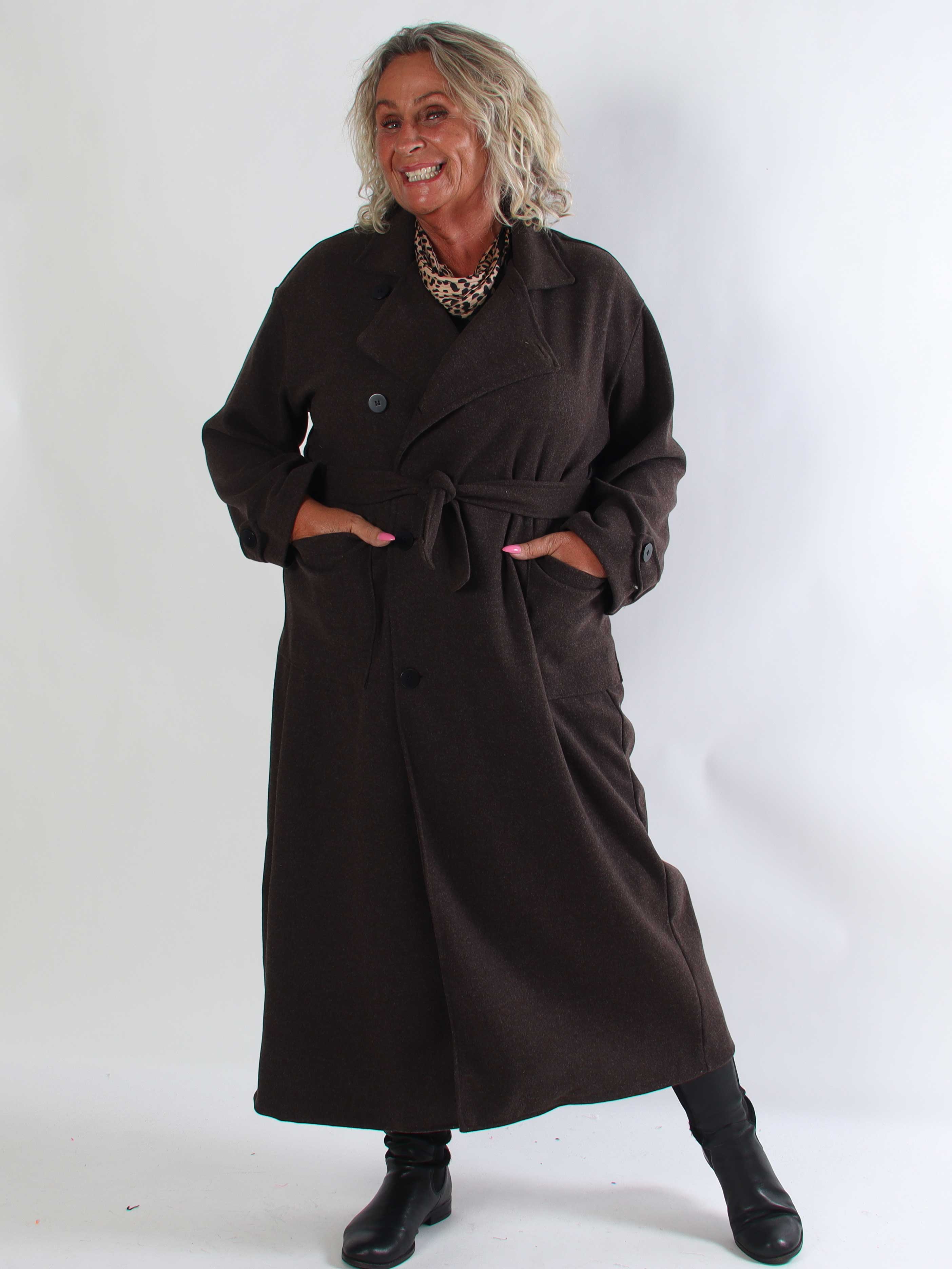 Gianna – Snygg och mjuk plus size trenchcoat med stora fickor