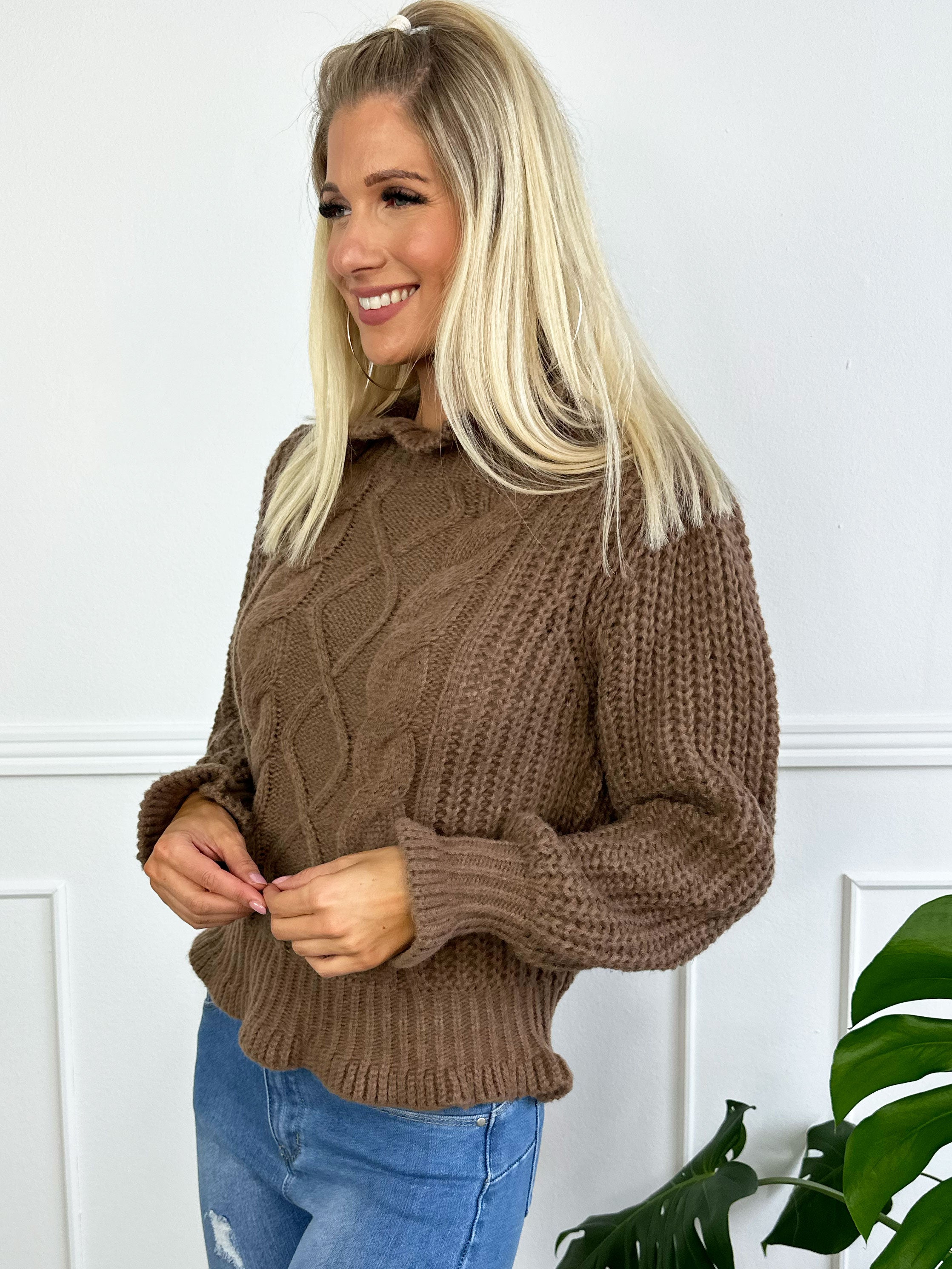 Hella - Tjock stickad tröja med söta ballongärmar