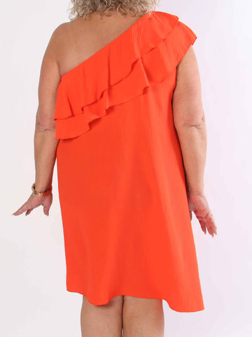 Catelyn - Söt one shoulder klänning med volanger