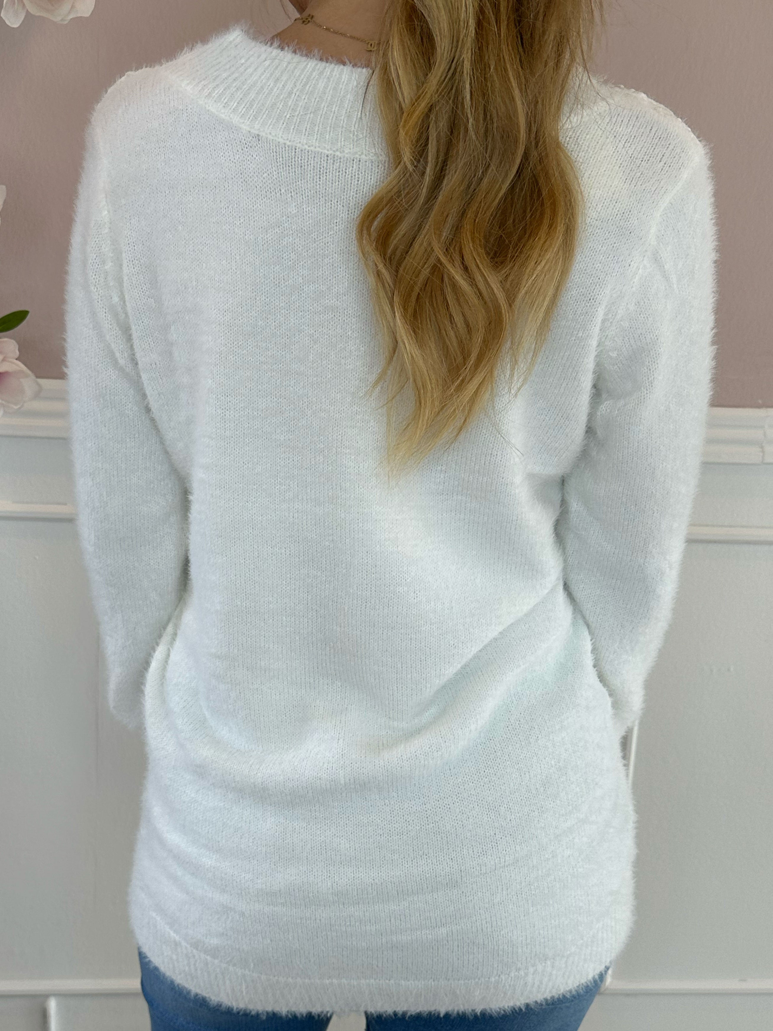 Irina - Mjuk stickad tröja med detaljerad spetsrygg