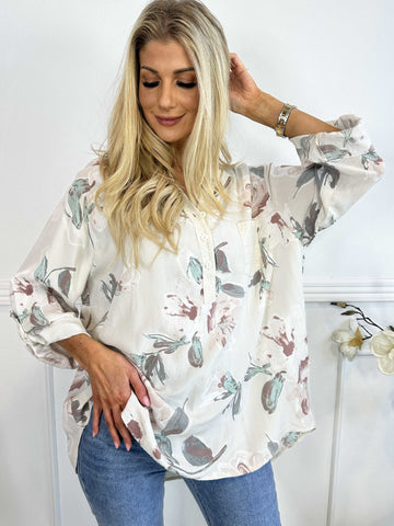 Ella - Söt tunika i viskos med blommiga motiv