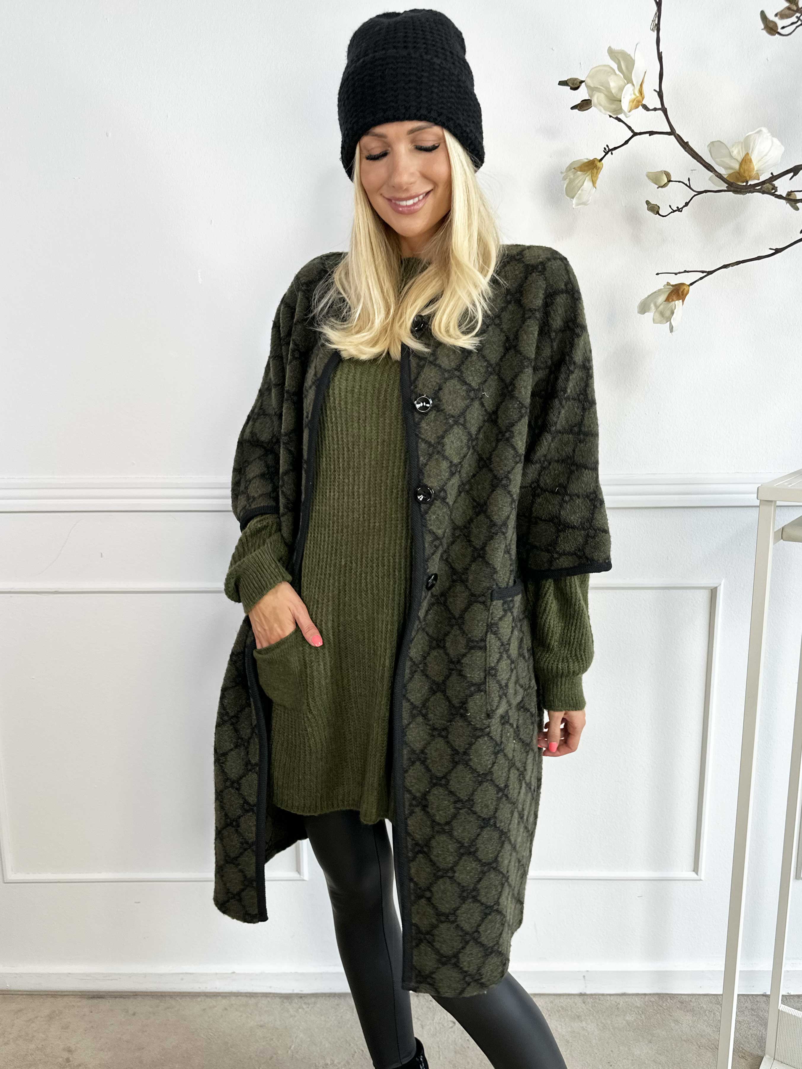 Arianna - Mönstrad kappa med ullfoder