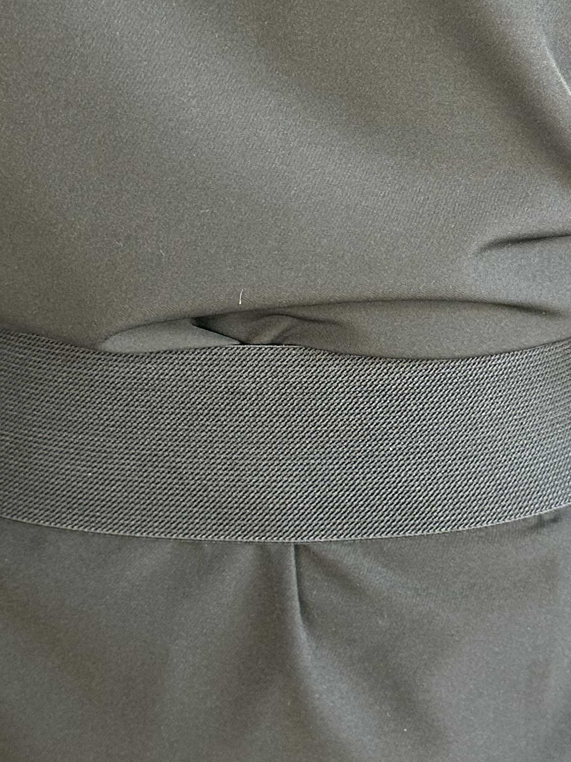 Melitta - Bälte med elastiskt band och guldspänne