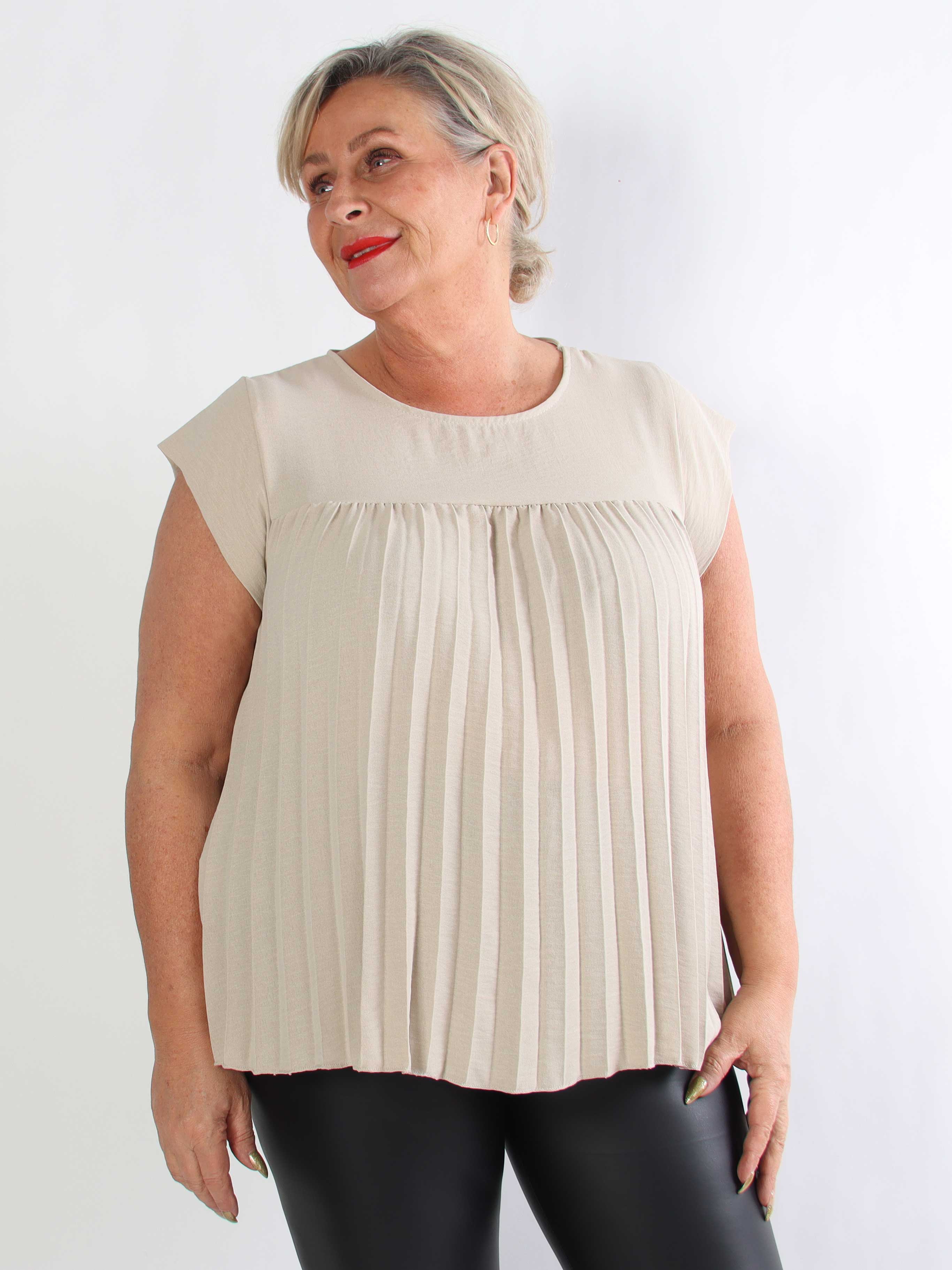 Nancy Shirt - Plus size tunika med fine plisseringer