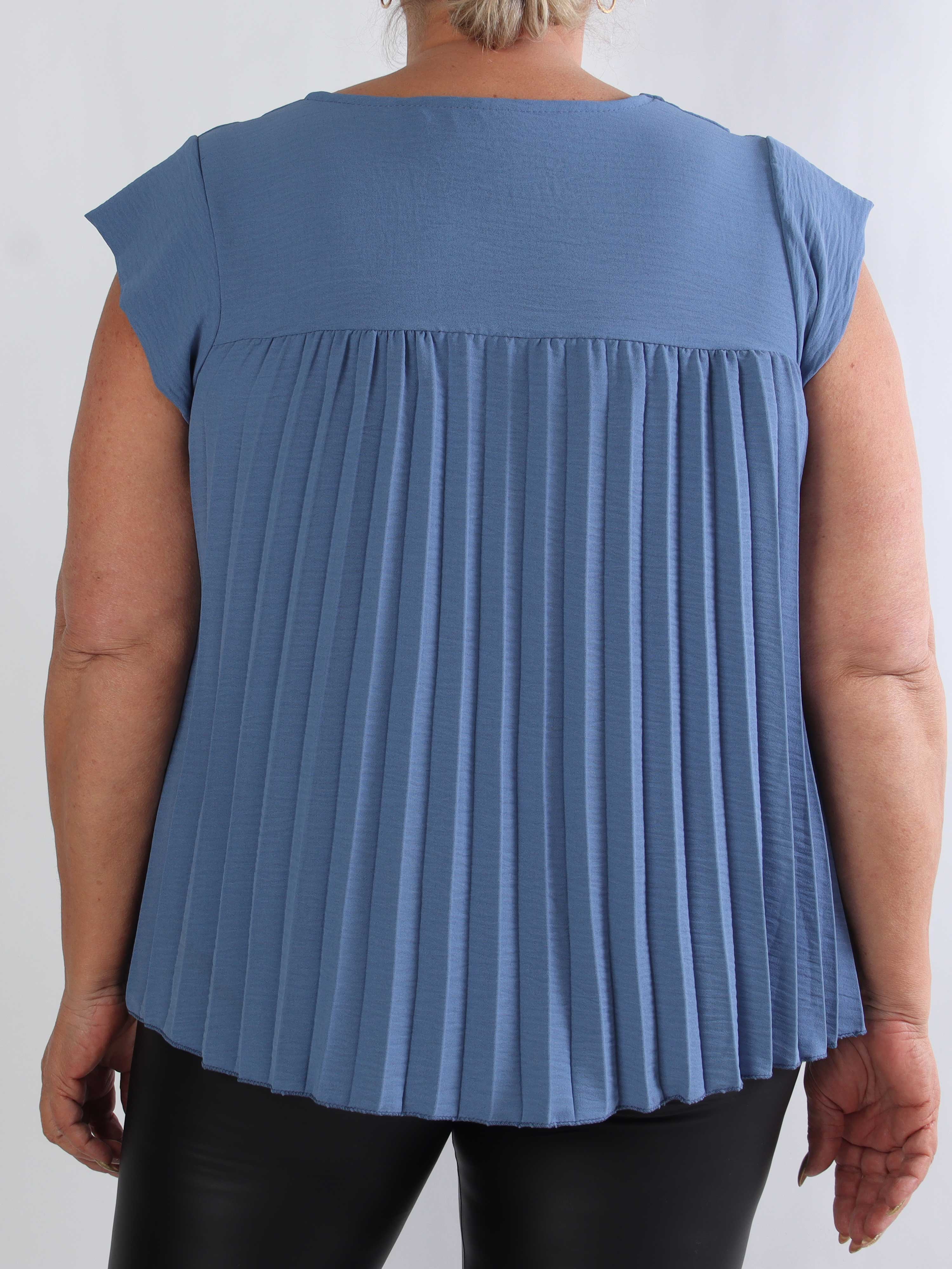 Nancy Shirt - Plus size tunika med fine plisseringer