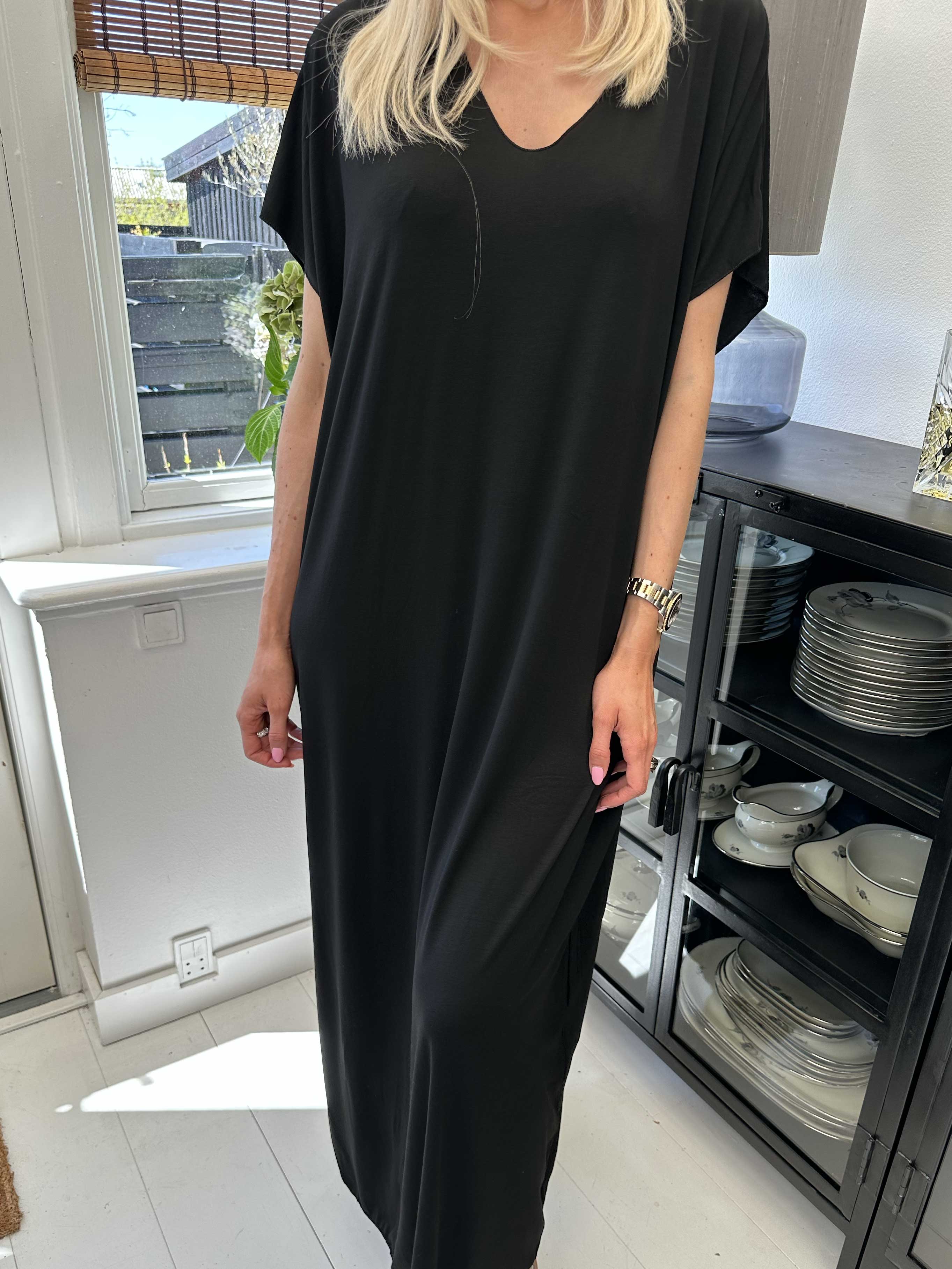 Kirsa Plain Long - Långklänning i mjukt material