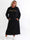 Violet - Lang plus size hoodiekjole i blød bomuld med VOGUE i flot guldprint