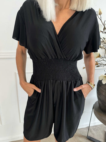 Pams Plain Playsuit - Elastisk playsuit med fickor