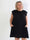 Nancy Lace Short - Plisserad plus size klänning med spets och fickor