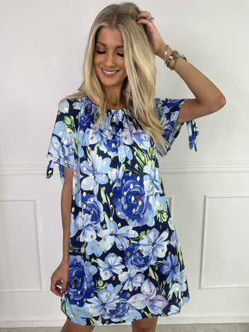 Sofia - Söt blommig klänning med resår i halsen