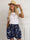 Pams Butterfly Shorts - Elastiske shorts med sommerfugleprint og gulddetaljer