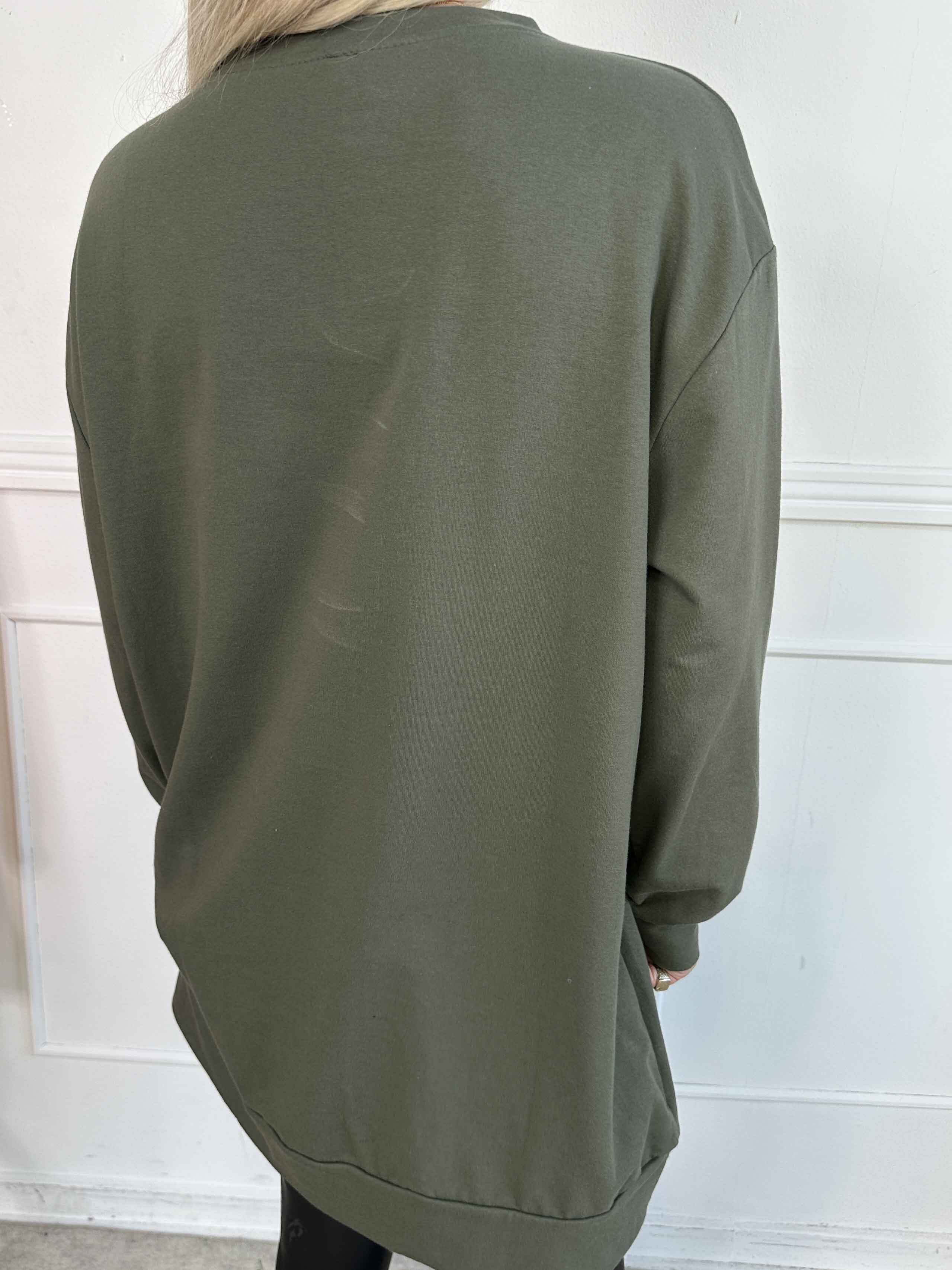 Claudine - Joggingklänning i bomull med texten COPENHAGEN