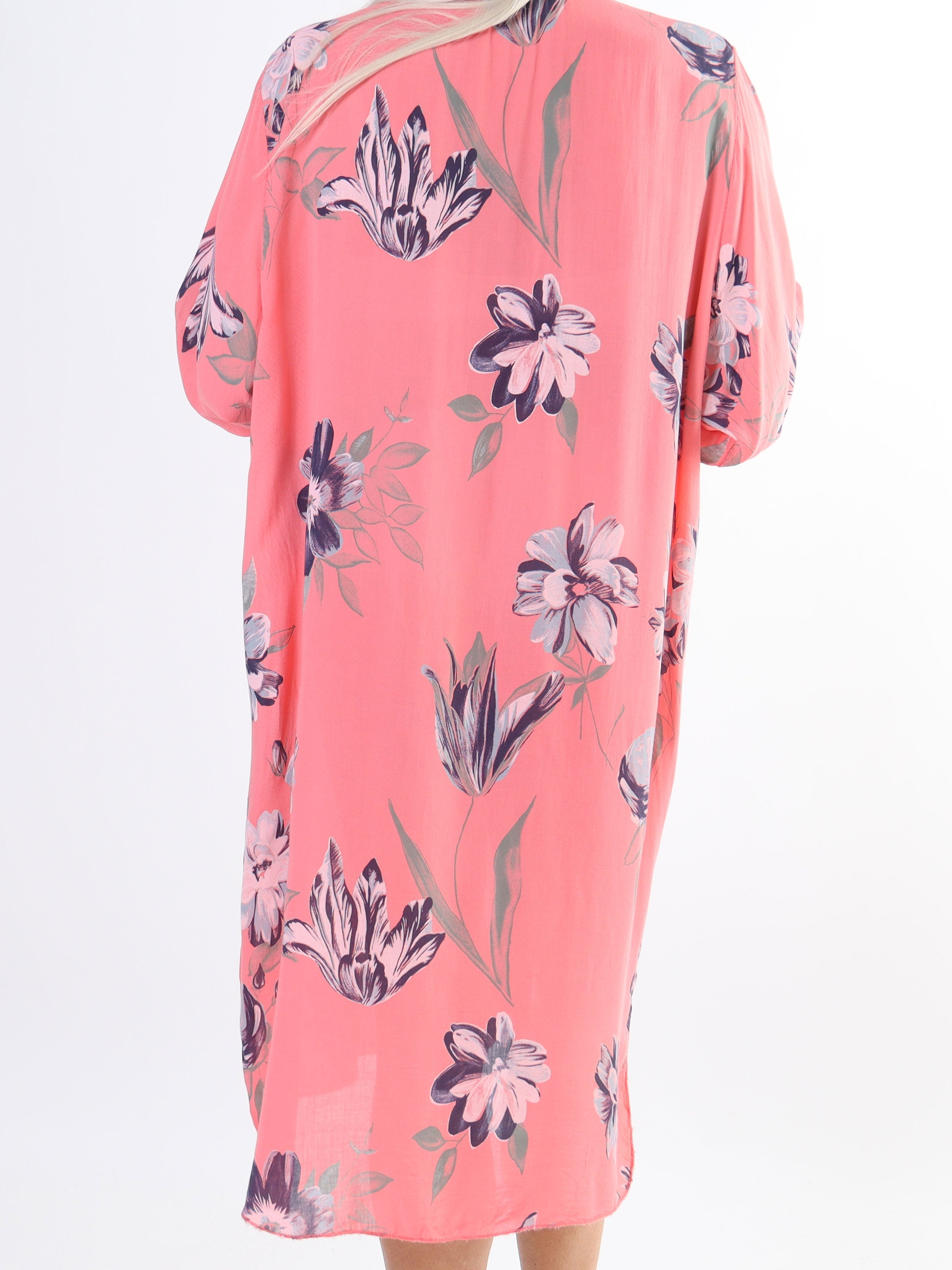 Jaana - Söt tunikaklänning i stora storlekar med volanger fram