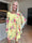 Kenya Fleur - Kjole med et let blomstret chiffonstykke