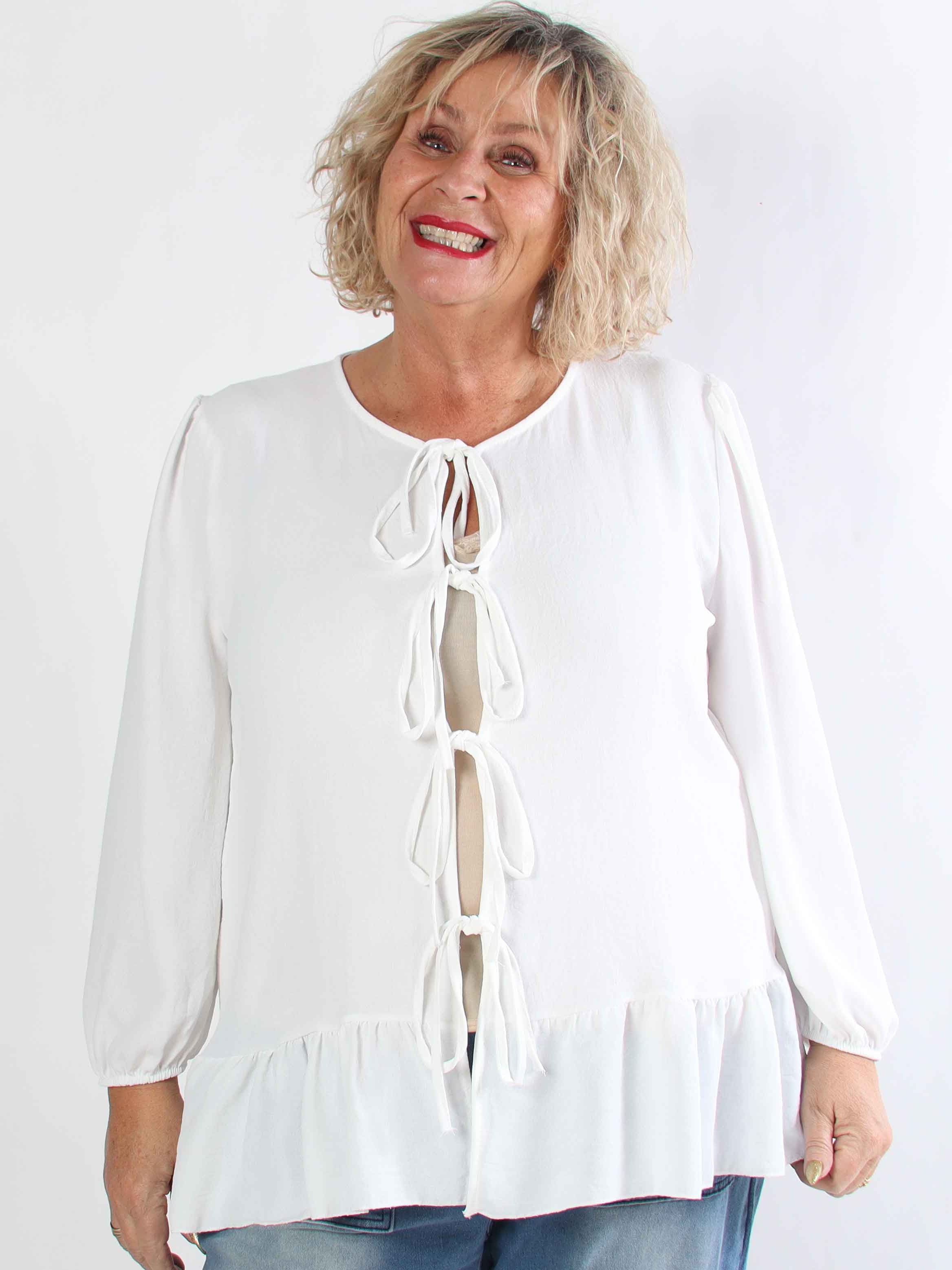 Leslie - Plus size tunika i viskose med fine sløjfer foran