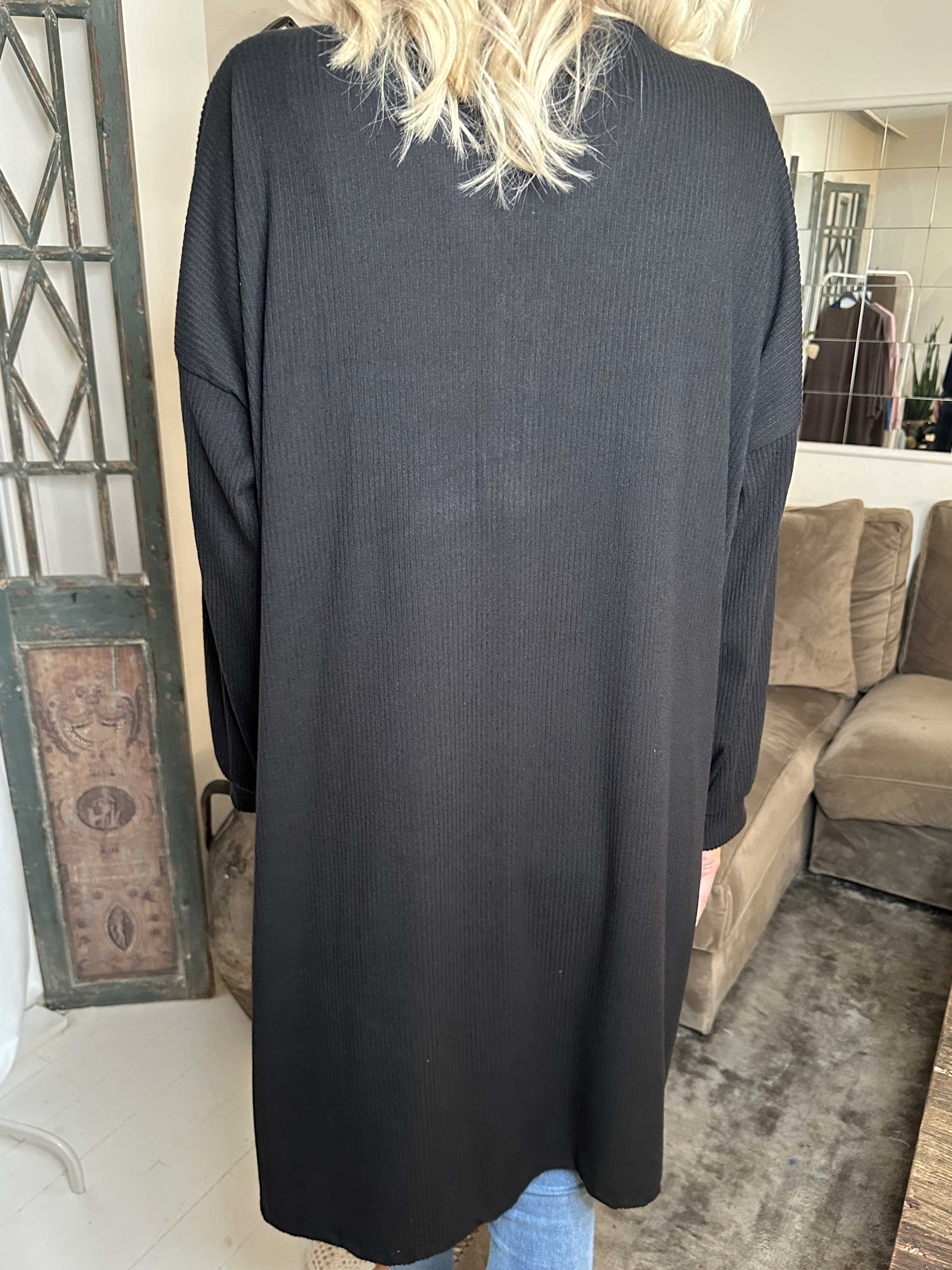 Liana - Mjuk ribbad klänning med dragkedja - Petroleum