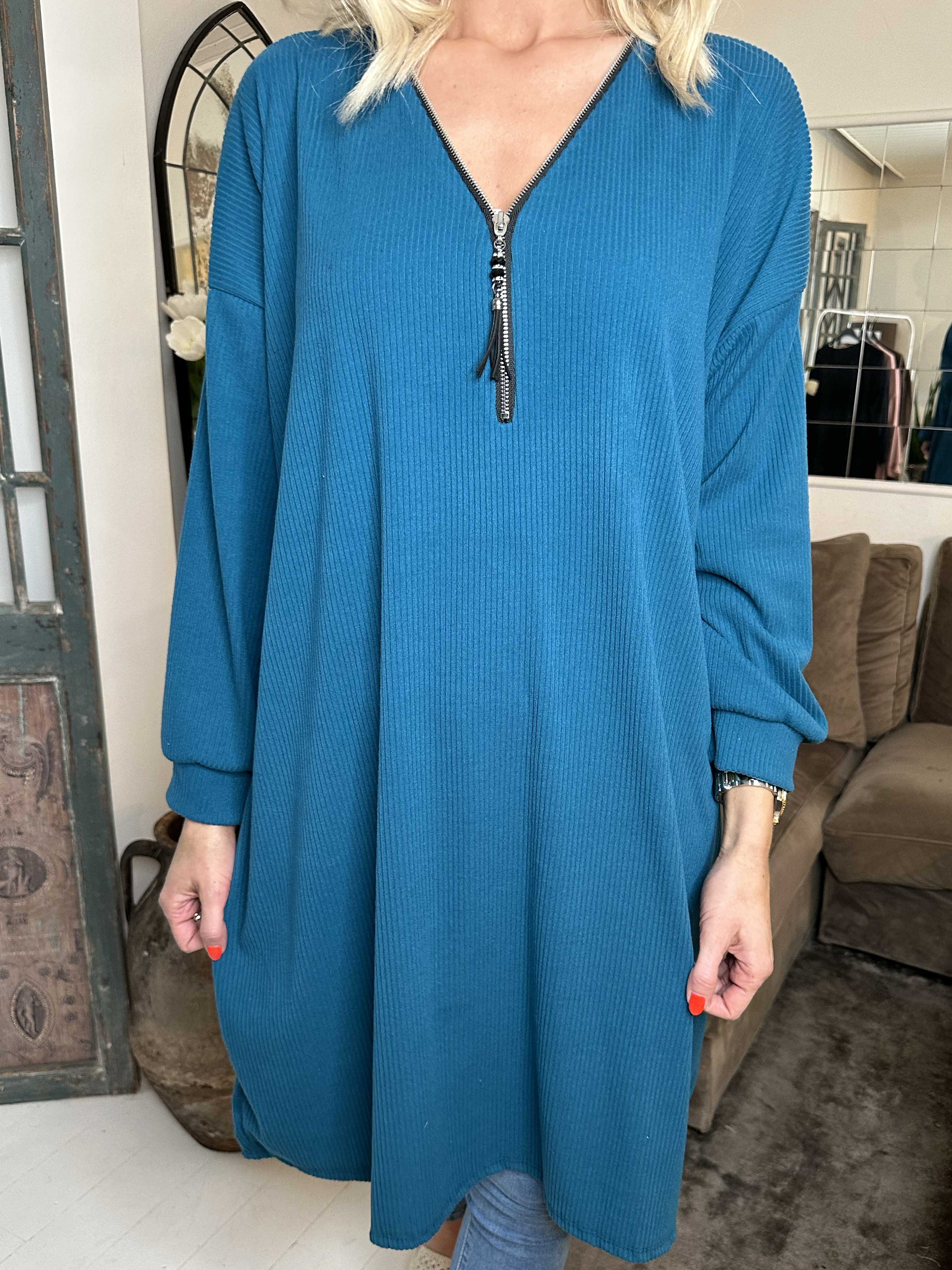 Liana - Mjuk ribbad klänning med dragkedja