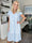 Liza - Plus size kjole i blød, transparent blonde med en fin flæsedetalje foran