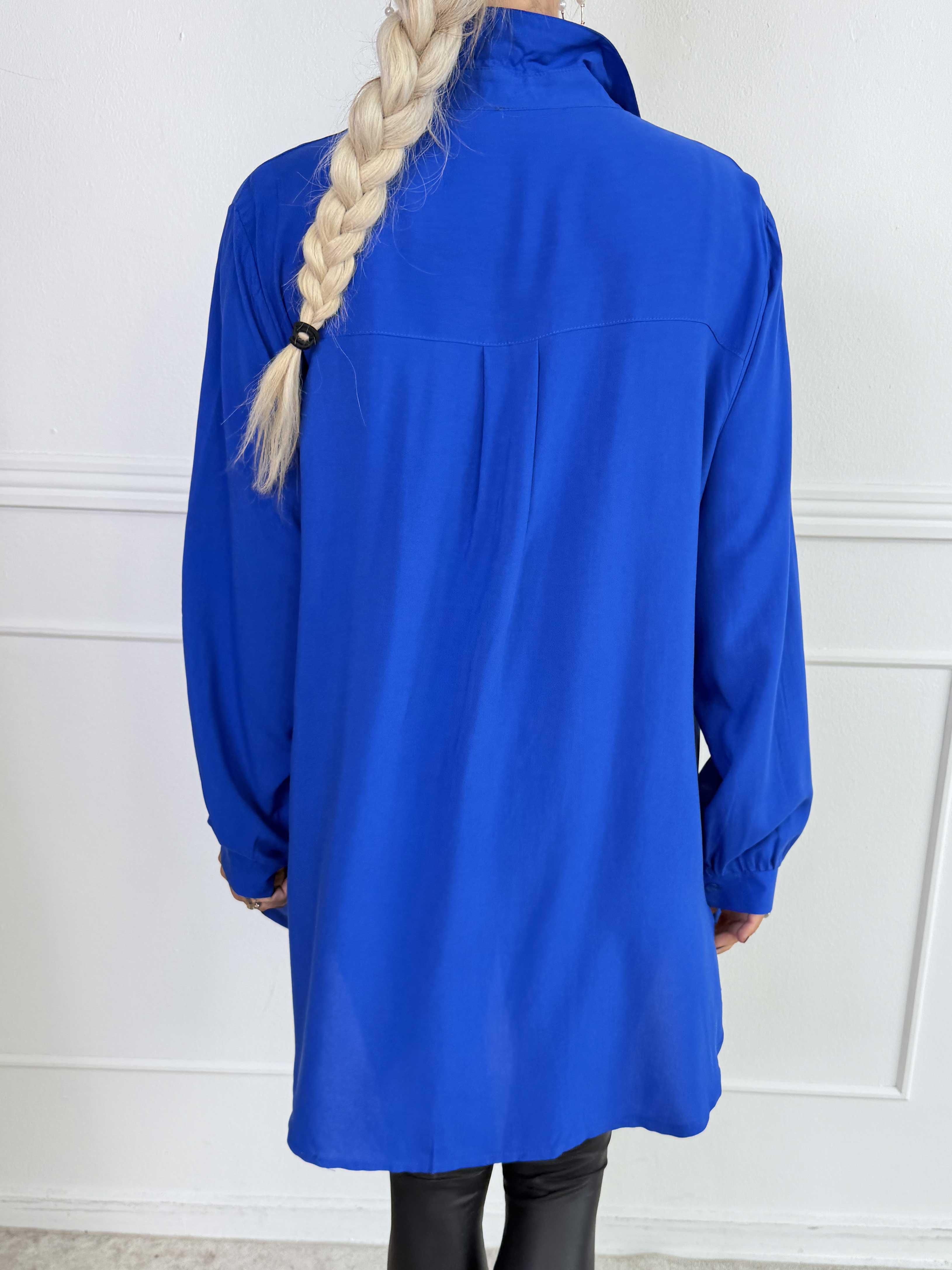 Manja - Enkel och stilren skjorta i mjuk viskos med en elegant och tidlös look