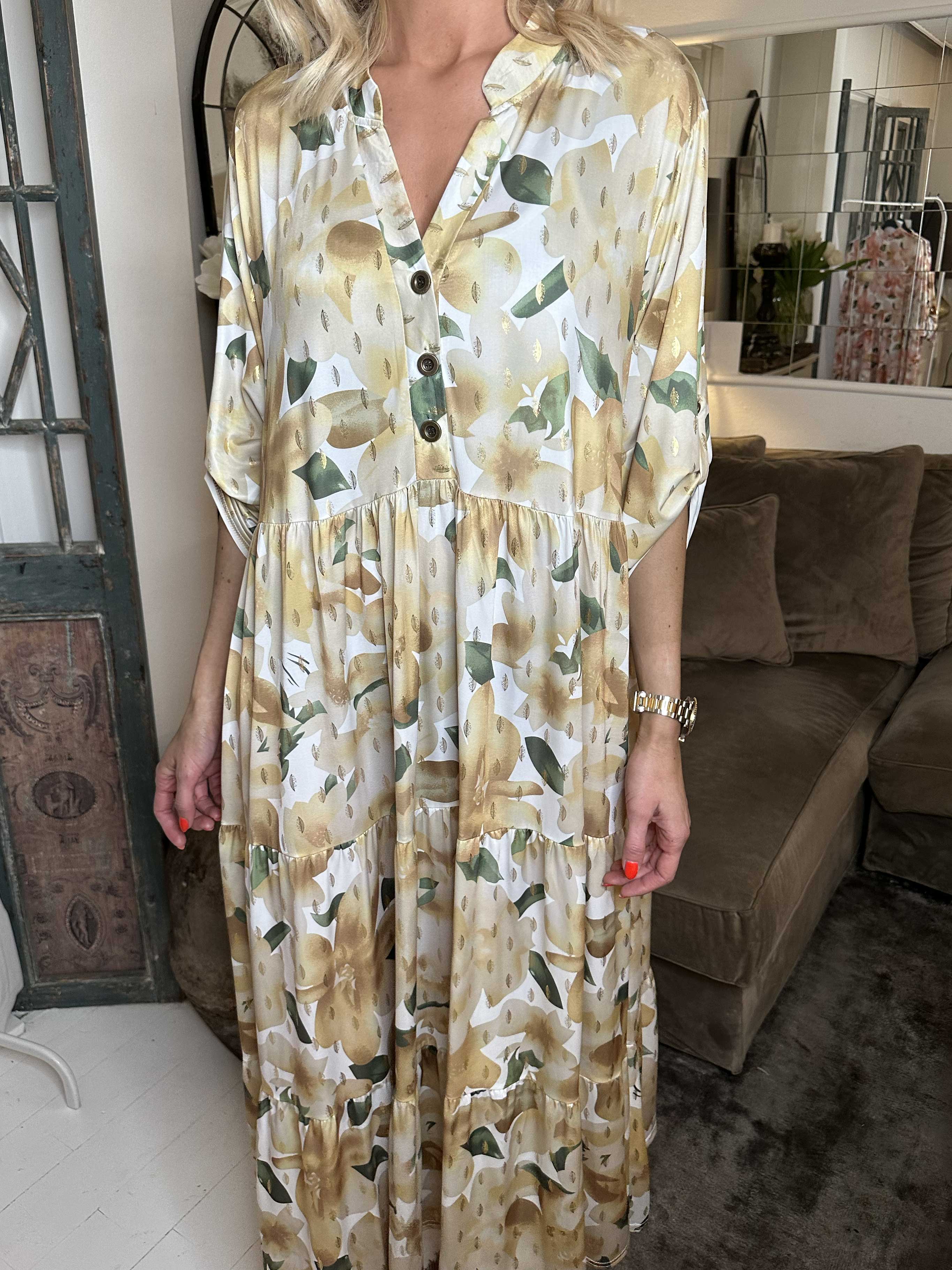 Milano Flower - Lång mönstrad klänning med lager-på-lager look - Purple