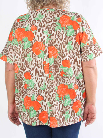 Mintu Leo - Plus size t-shirt i bomull med leopardtryck
