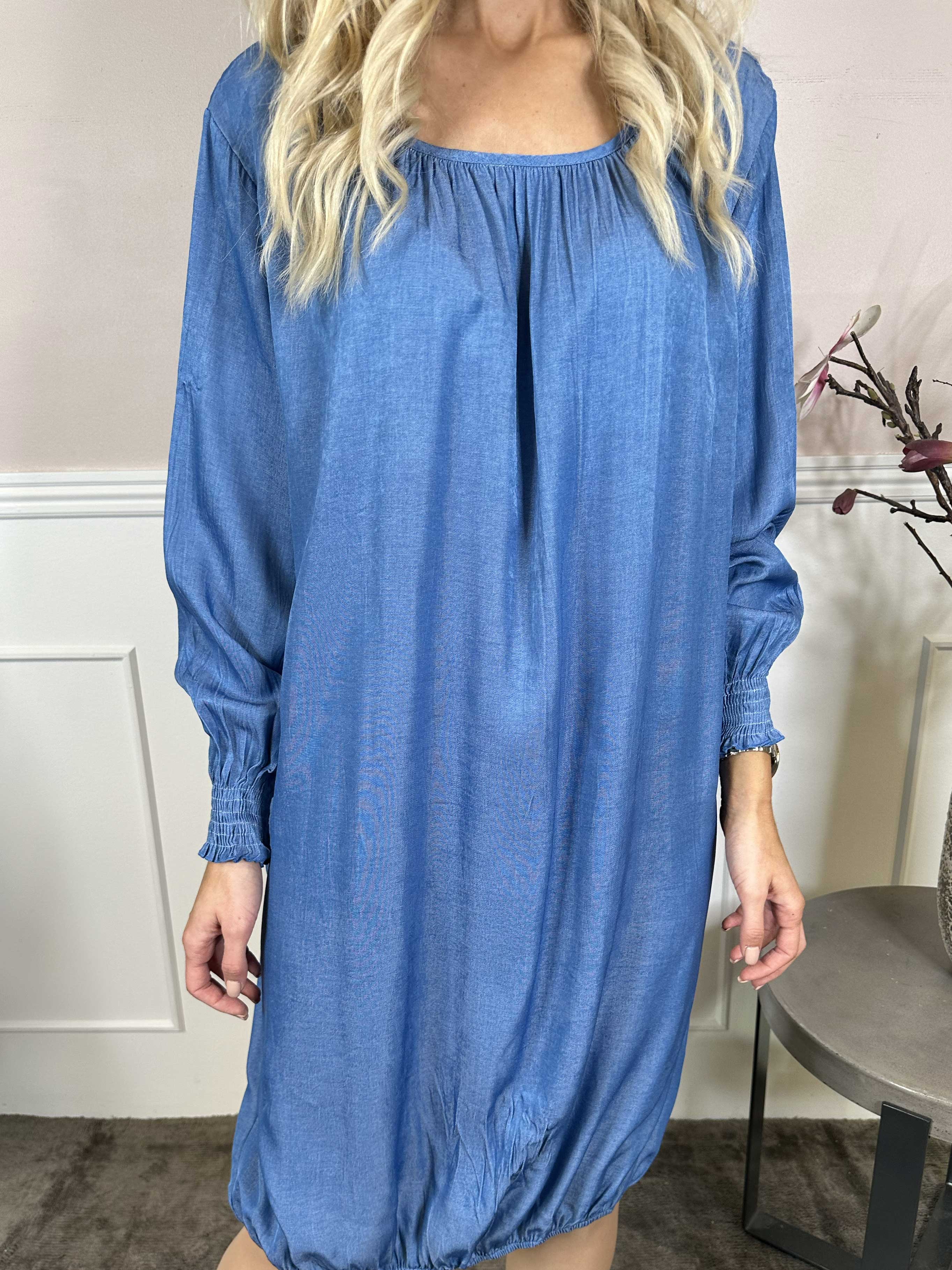 Miracle Denim Dress L/S - Klänning med resår i nederkanten och långa ärmar