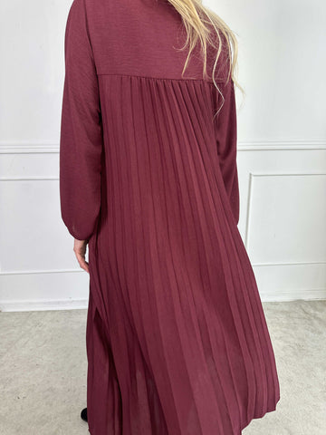 Nancy Long Sleeve - Lång klänning med plissering och fickor