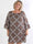 Nubia - Ternet plus size kjole i viskoseblanding med fine flæseærmer