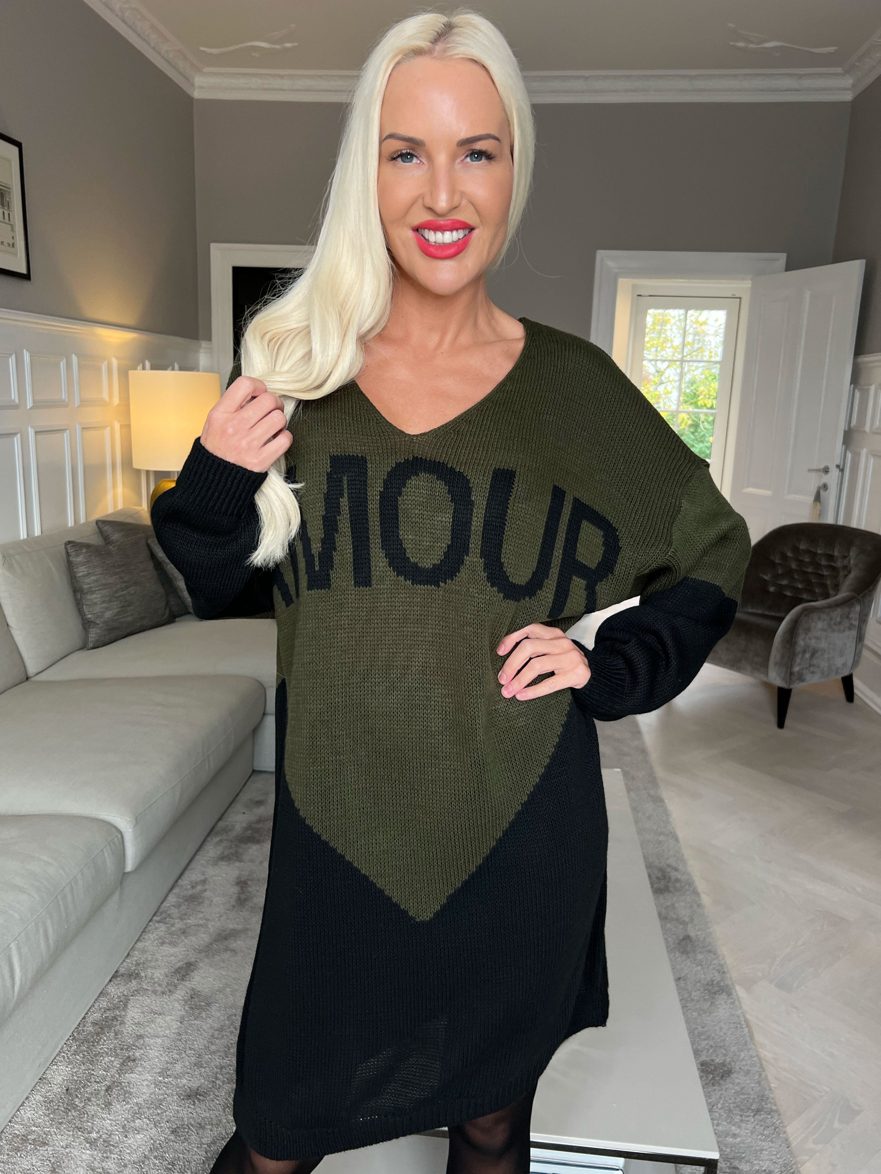 Palermo - Tvåfärgad stickad klänning med amour stående