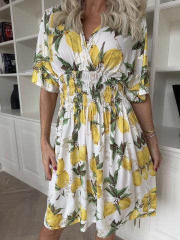 Pams Lemon Short - Elastisk klänning med citroner och gulddetaljer