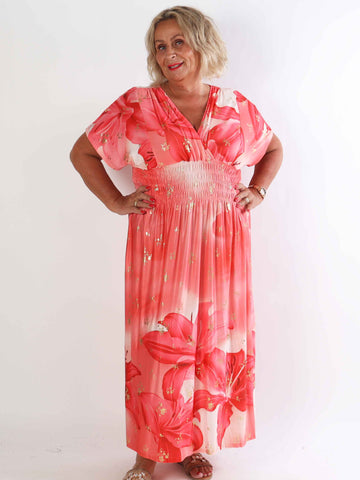 Pams Big Lily - Elastisk plus size kjole med store liljer og guld detaljer