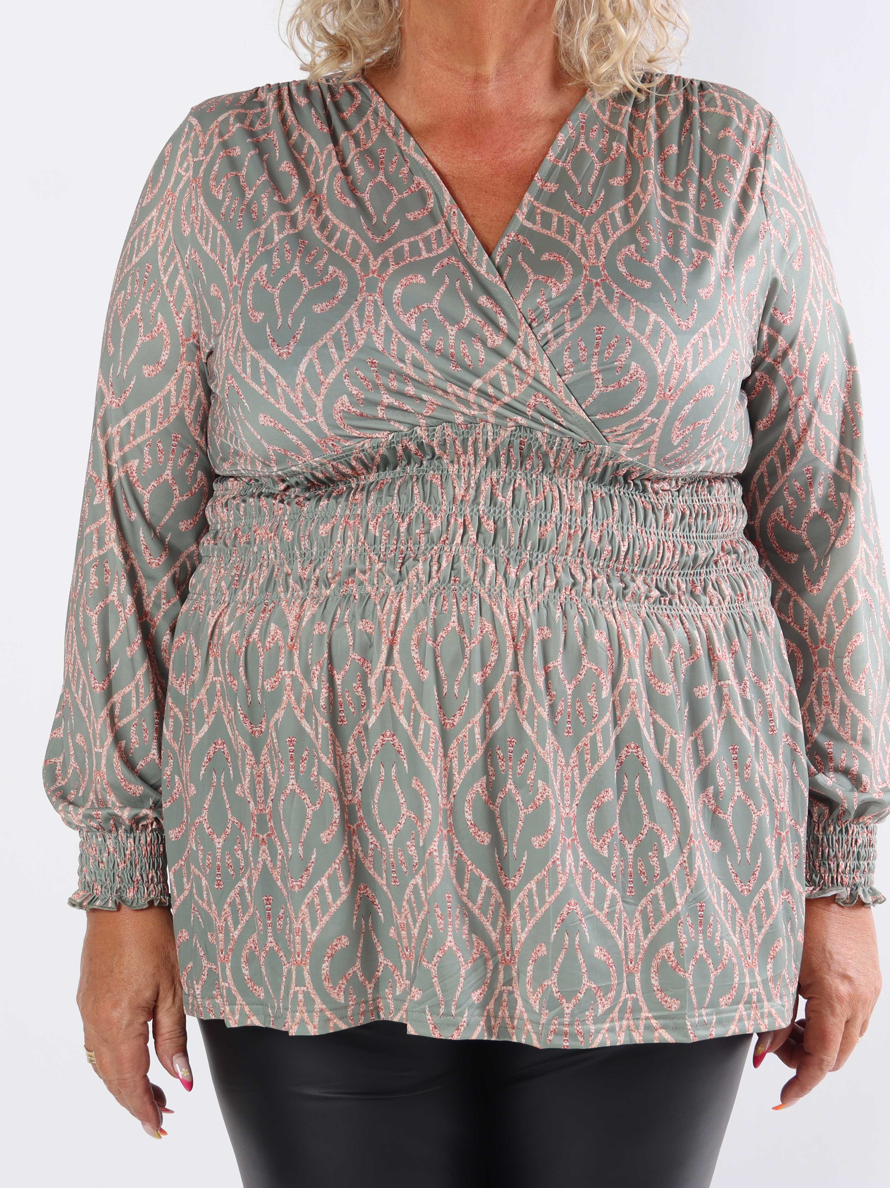 Pams Boho Shirt L/S - Elastisk plus size blus i skrynkelfritt tyg