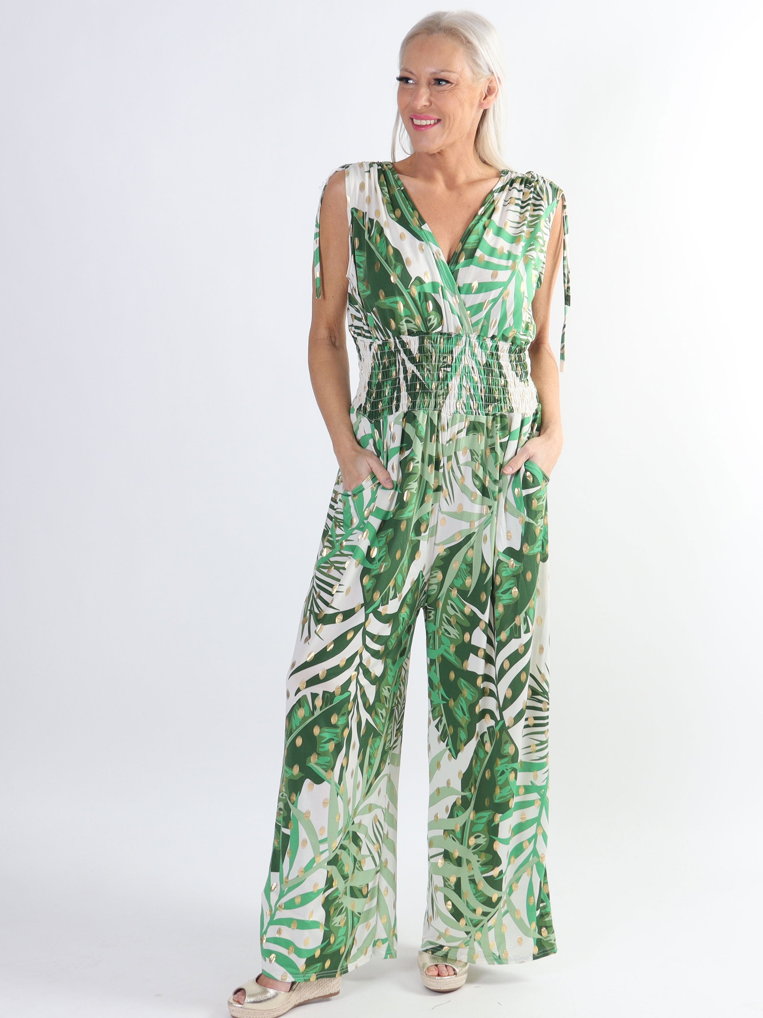 Pams Forest Jumpsuit N/S - Jumpsuit med bladmönster i plusstorlek