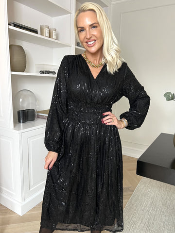 Pams Glitter Midi L/S - Vacker klänning med smock och paljetter