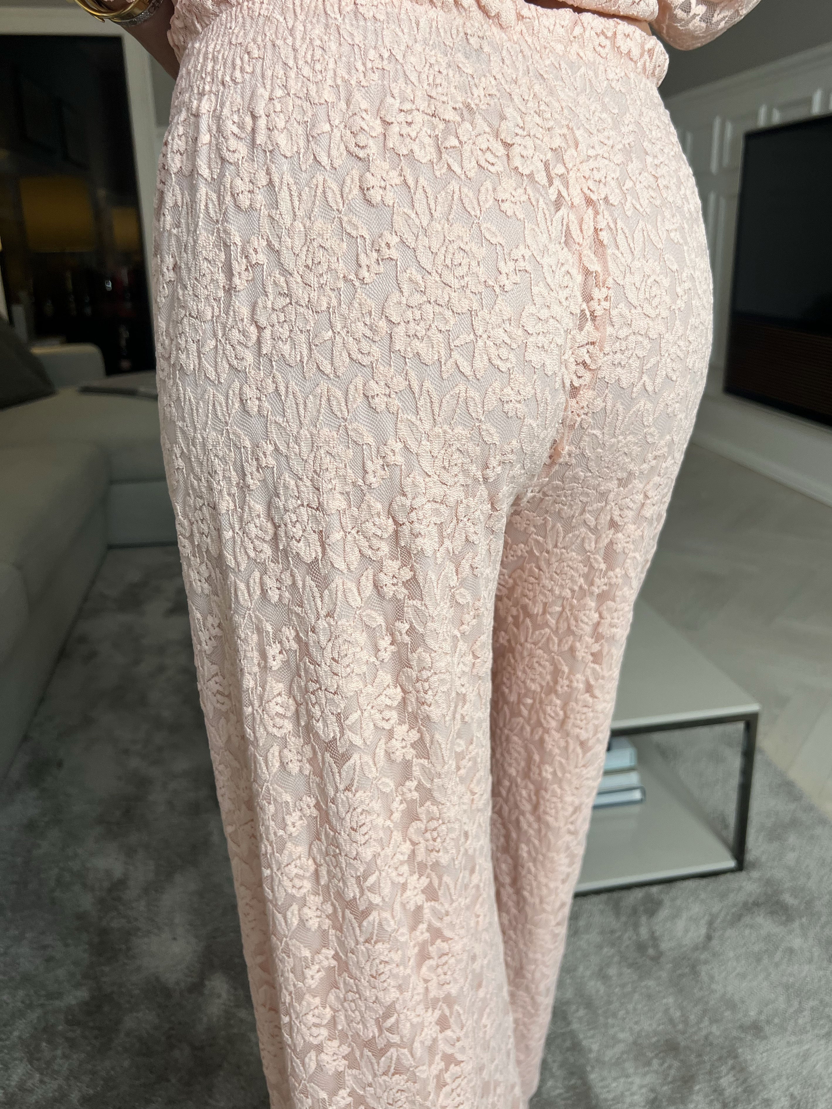 Pams Lace Pants - Lösa spetsbyxor med resår