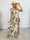 Pams Leaf Gold Sleeveless - Lång elastisk klänning med sött bladmönster